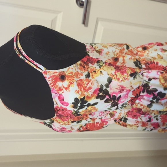 DYNAMITE | Colourful Light floral summer dress, Lined, Strappy, Small, EUC - Picture 2 of 6